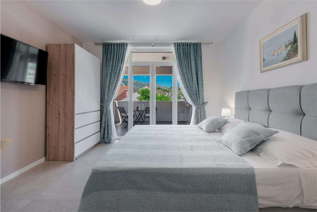 Oyo Deluxe Apartments Dubrovnik Luaran gambar