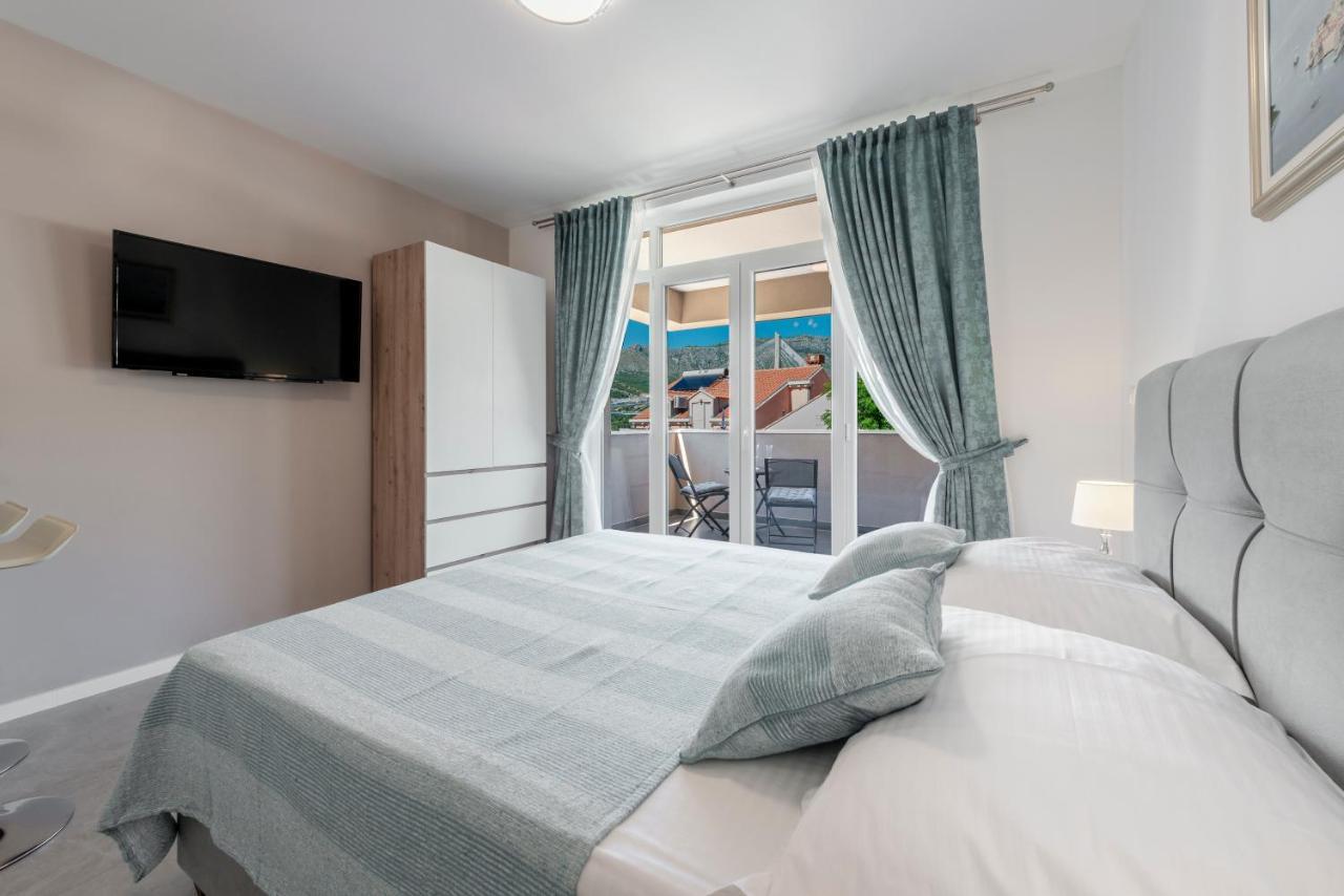 Oyo Deluxe Apartments Dubrovnik Luaran gambar