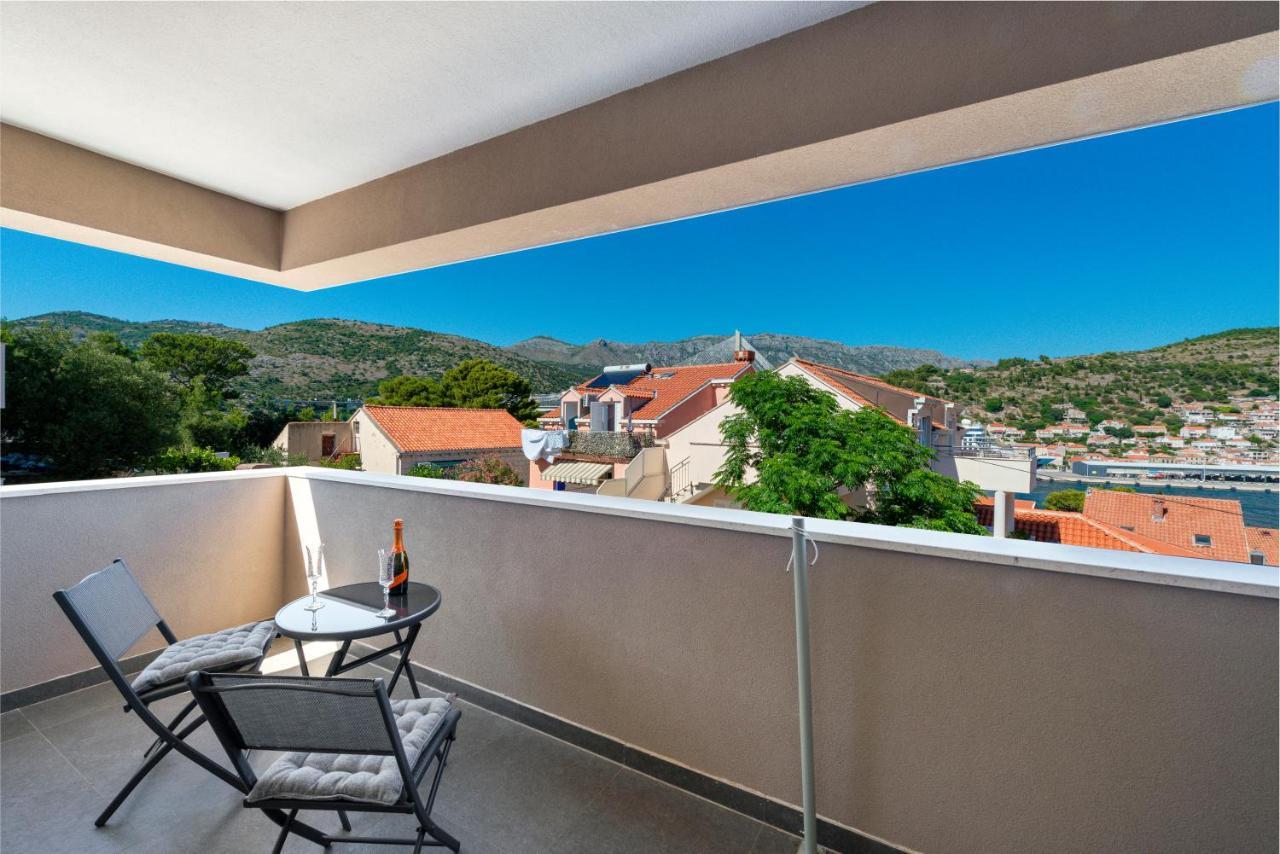 Oyo Deluxe Apartments Dubrovnik Luaran gambar