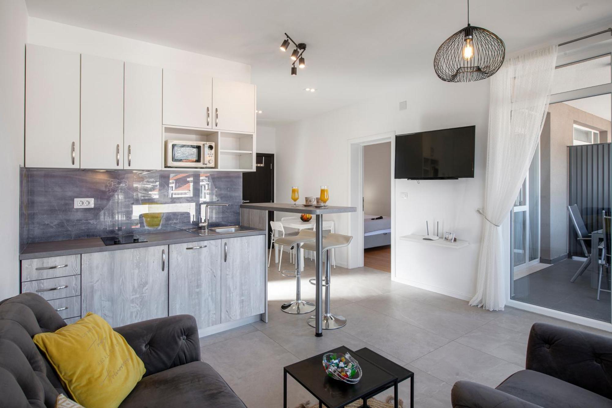 Oyo Deluxe Apartments Dubrovnik Luaran gambar